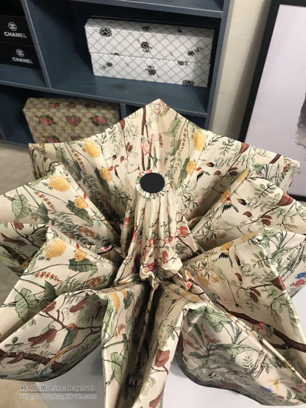 GUCCI古馳傘 時尚單品 抽象字母 驚豔款 亞太專櫃最新款 全自動UV晴雨傘 防曬隔熱 防紫外線  zm1074